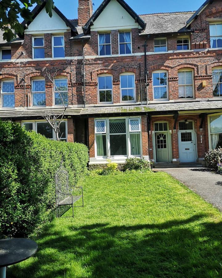 34 One Apartment Lytham St Annes Exterior photo
