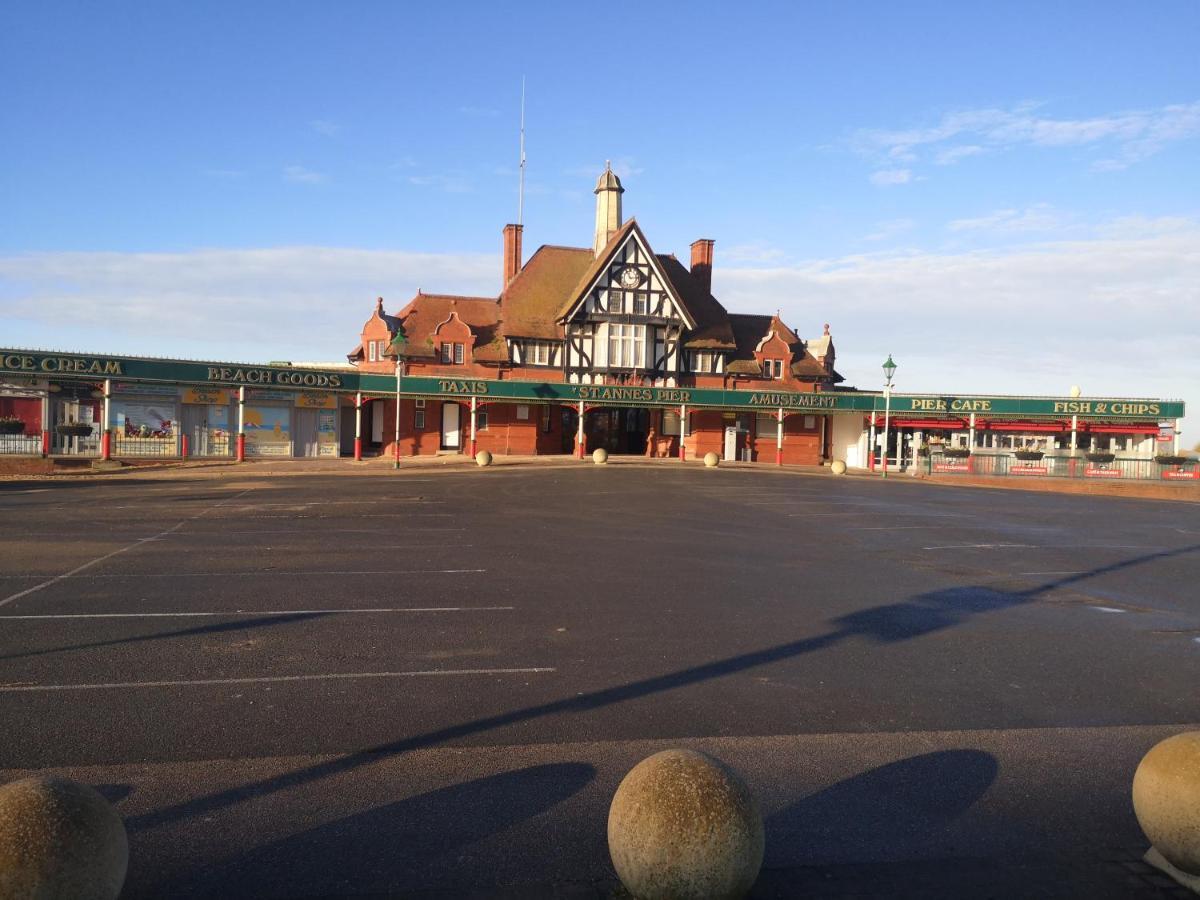 34 One Apartment Lytham St Annes Exterior photo